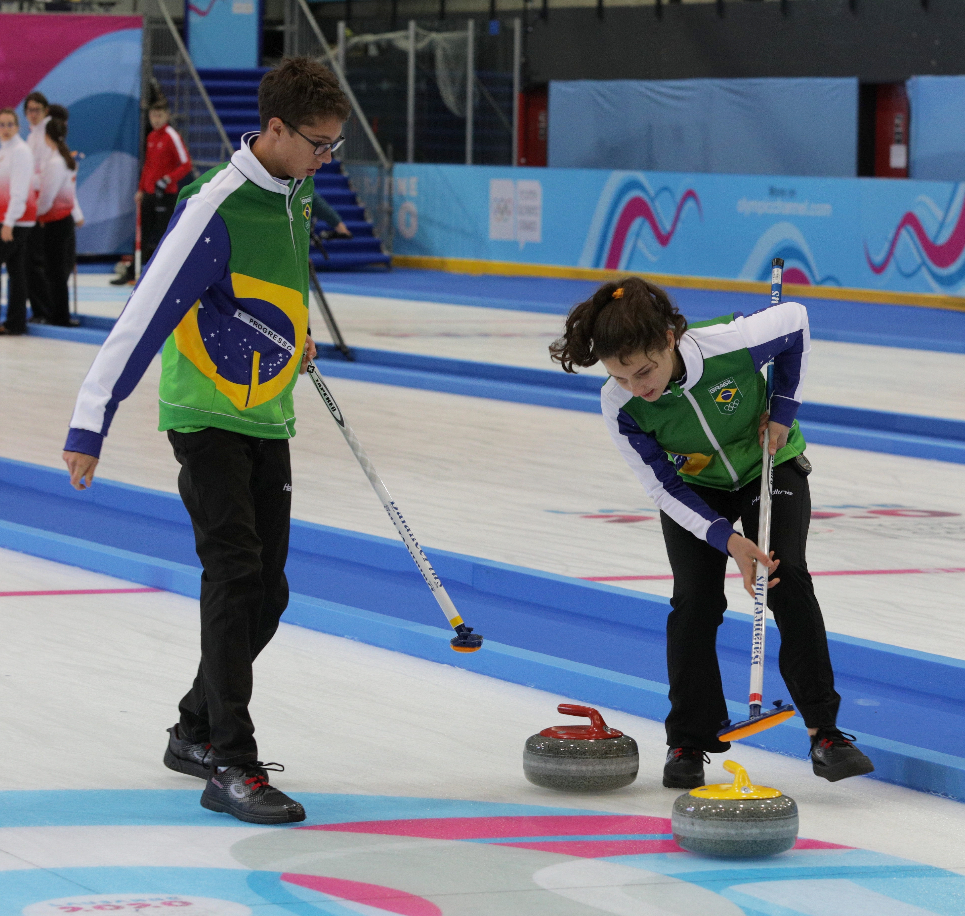 Los fundamentos y reglas del curling: Un juego​ de precisión ⁢y estrategia