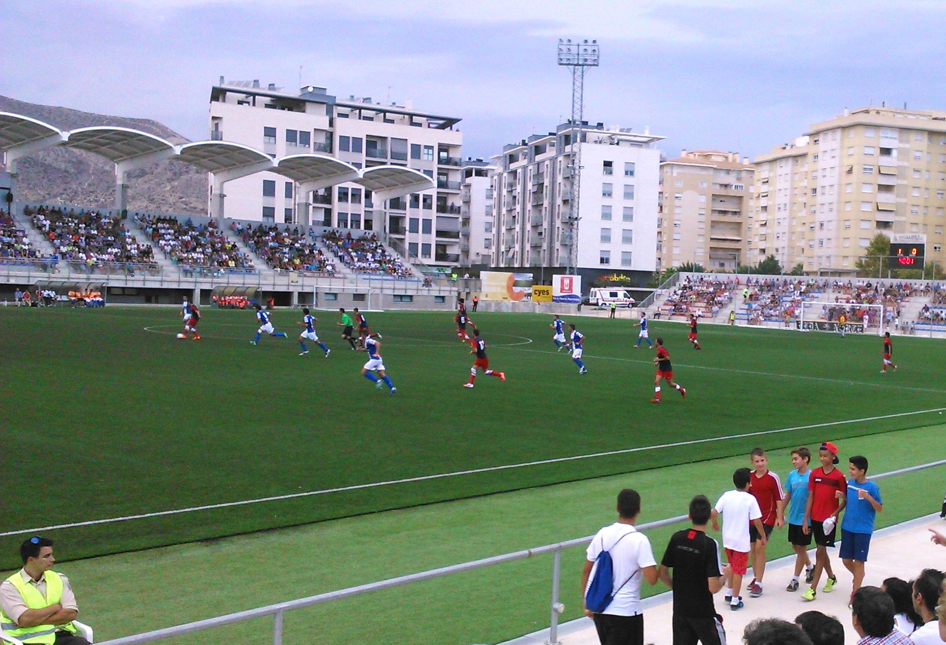 No te ​pierdas el electrizante encuentro entre​ Club⁣ Deportivo Castellón ​y ⁢CD Eldense: dónde​ encontrar la⁤ cobertura en directo